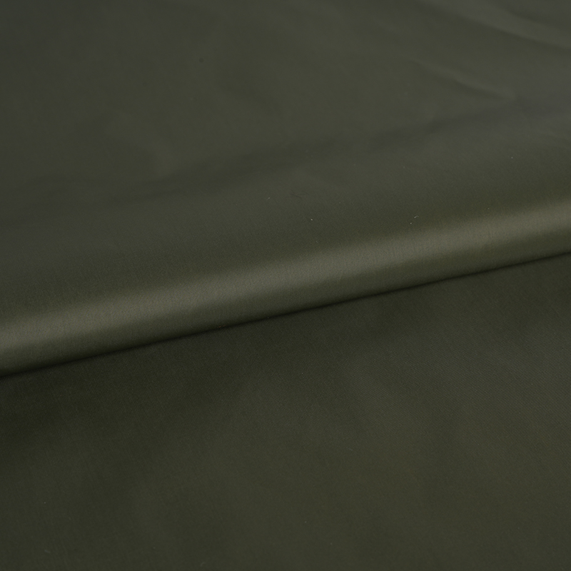 400T ম্যাটেড নাইলন স্পিনিং ওয়াটারপ্রুফিং ফ্যাব্রিক দিয়ে রঙ্গিন