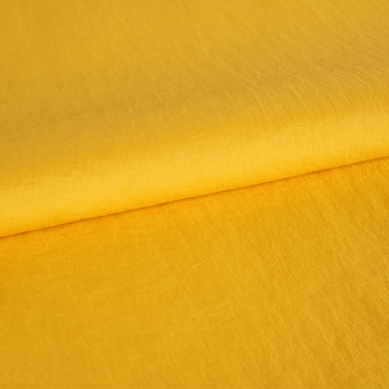 400T সেমি-ম্যাট কম স্থিতিস্থাপকতা নাইলন স্পিনিং ডাইং ফ্যাব্রিক